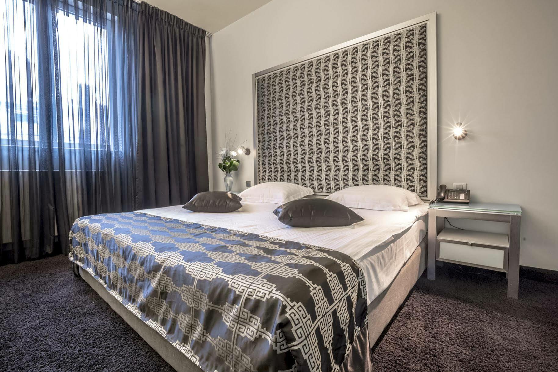 Central Park View Apartments Bucarest Extérieur photo